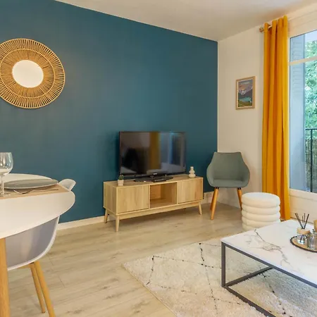 Alizee - 3 Et Parking Aux Portes De Pau Apartment